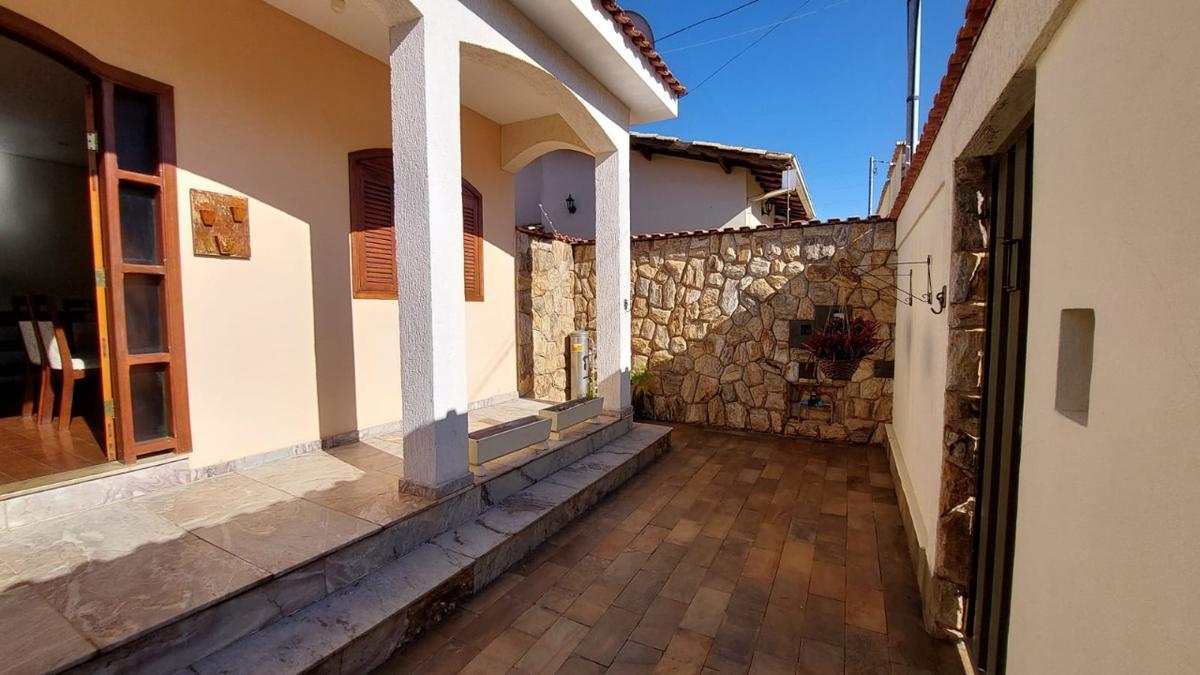 Casa, Jardim Europa, 3 Quartos, 3 Vagas, 1 Suíte