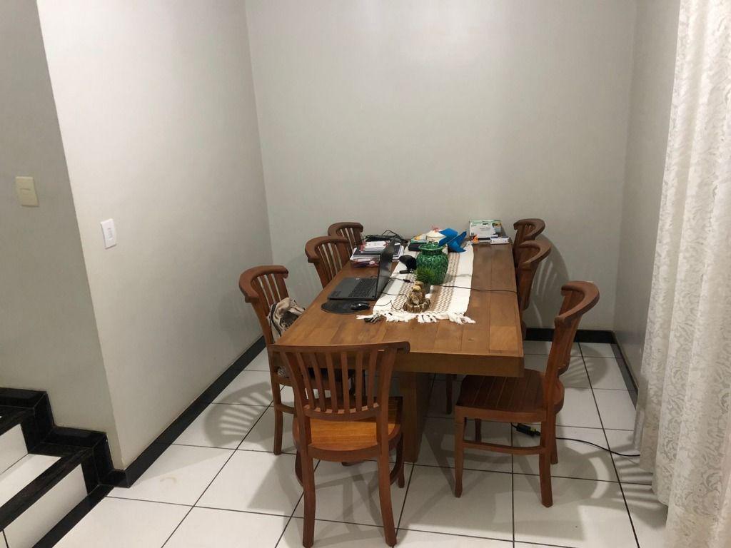 Casa, Paciência, 4 Quartos, 3 Vagas, 2 Suítes