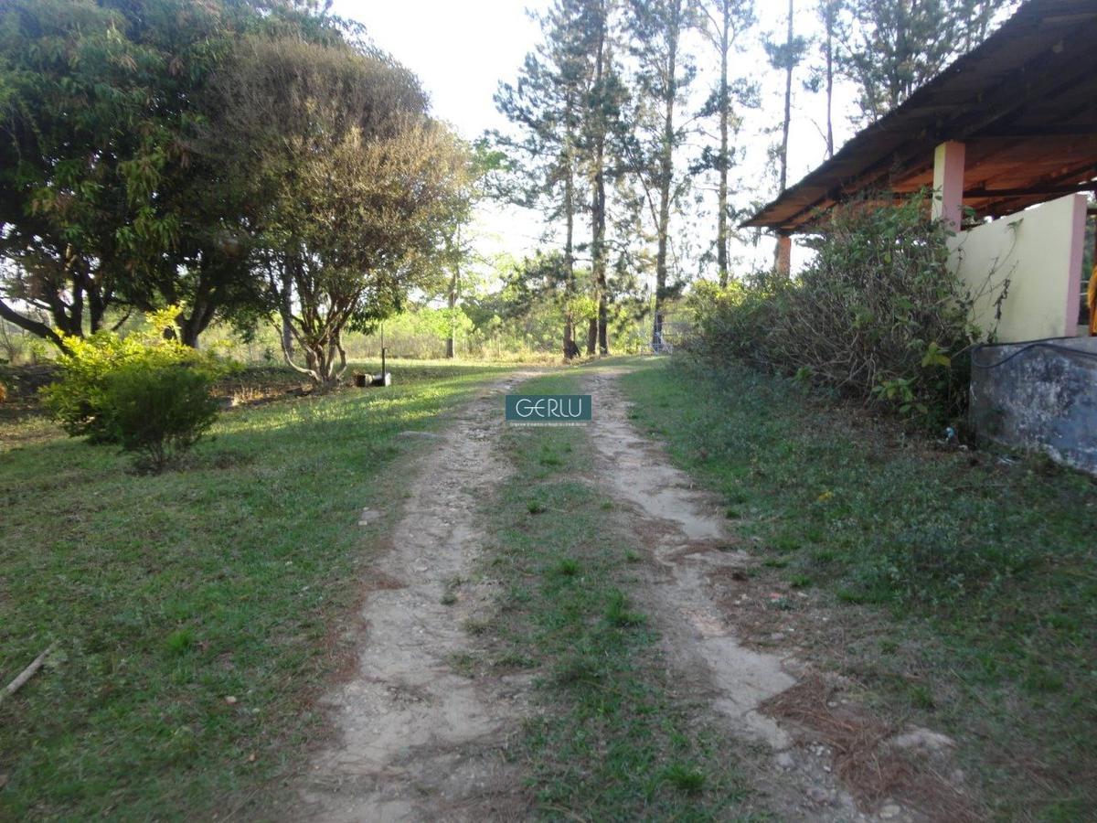 Rural, Pimentas, 4 Quartos, 10 Vagas, 1 Suíte