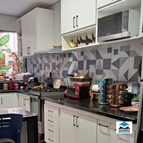 Casa, Sagrada Família, 3 Quartos, 1 Vaga, 1 Suíte