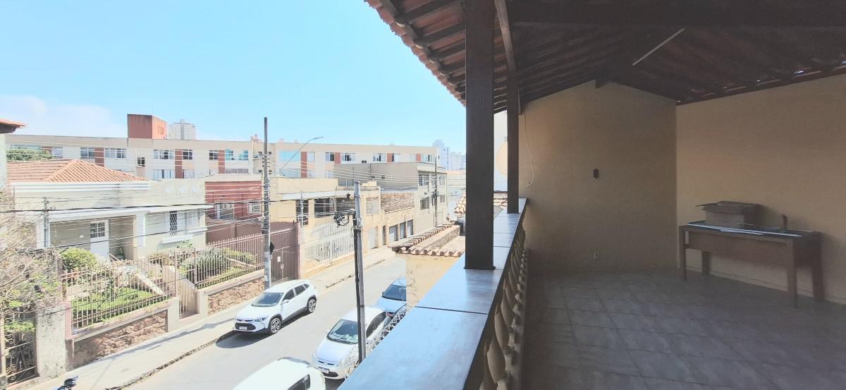 Casa, Floresta, 4 Quartos, 3 Vagas, 1 Suíte