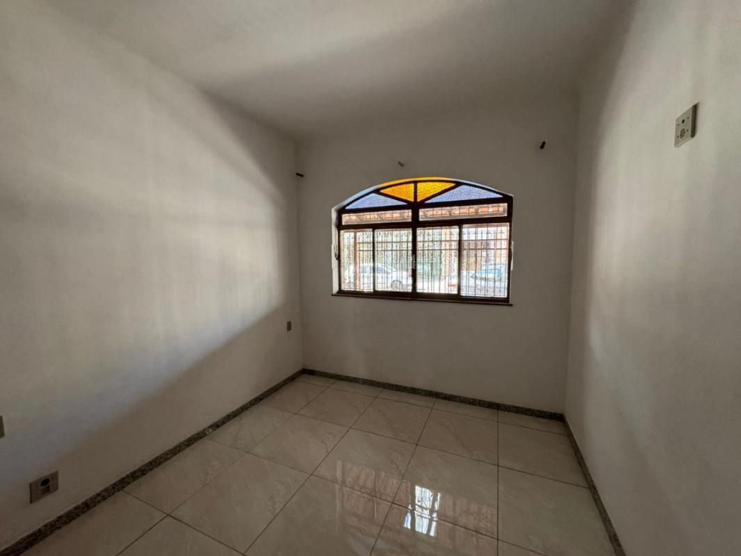 Casa, Graça, 4 Quartos, 2 Vagas, 1 Suíte