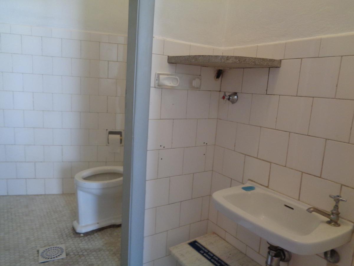 Sala, Centro
