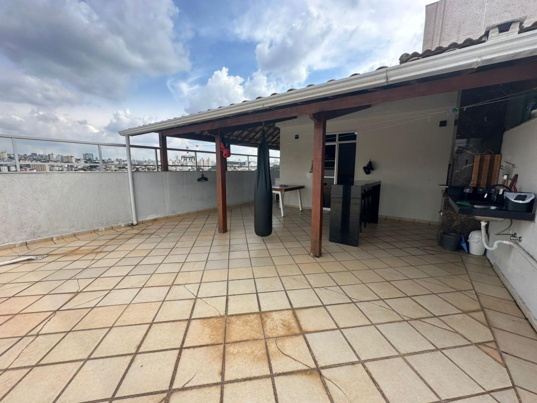 Cobertura, Esplanada, 3 Quartos, 2 Vagas, 1 Suíte