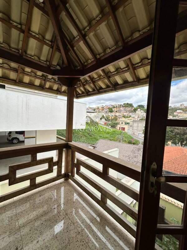 Casa, Teixeira Dias, 4 Quartos, 3 Vagas, 2 Suítes