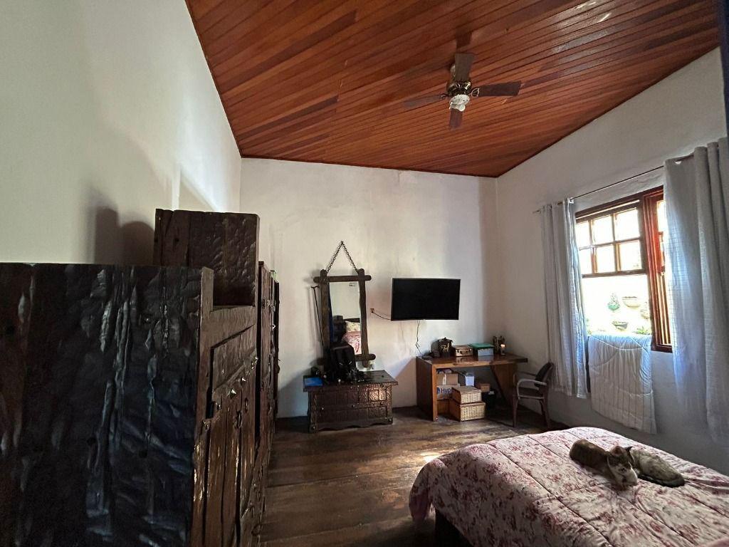 Casa, Centro, 4 Quartos, 10 Vagas