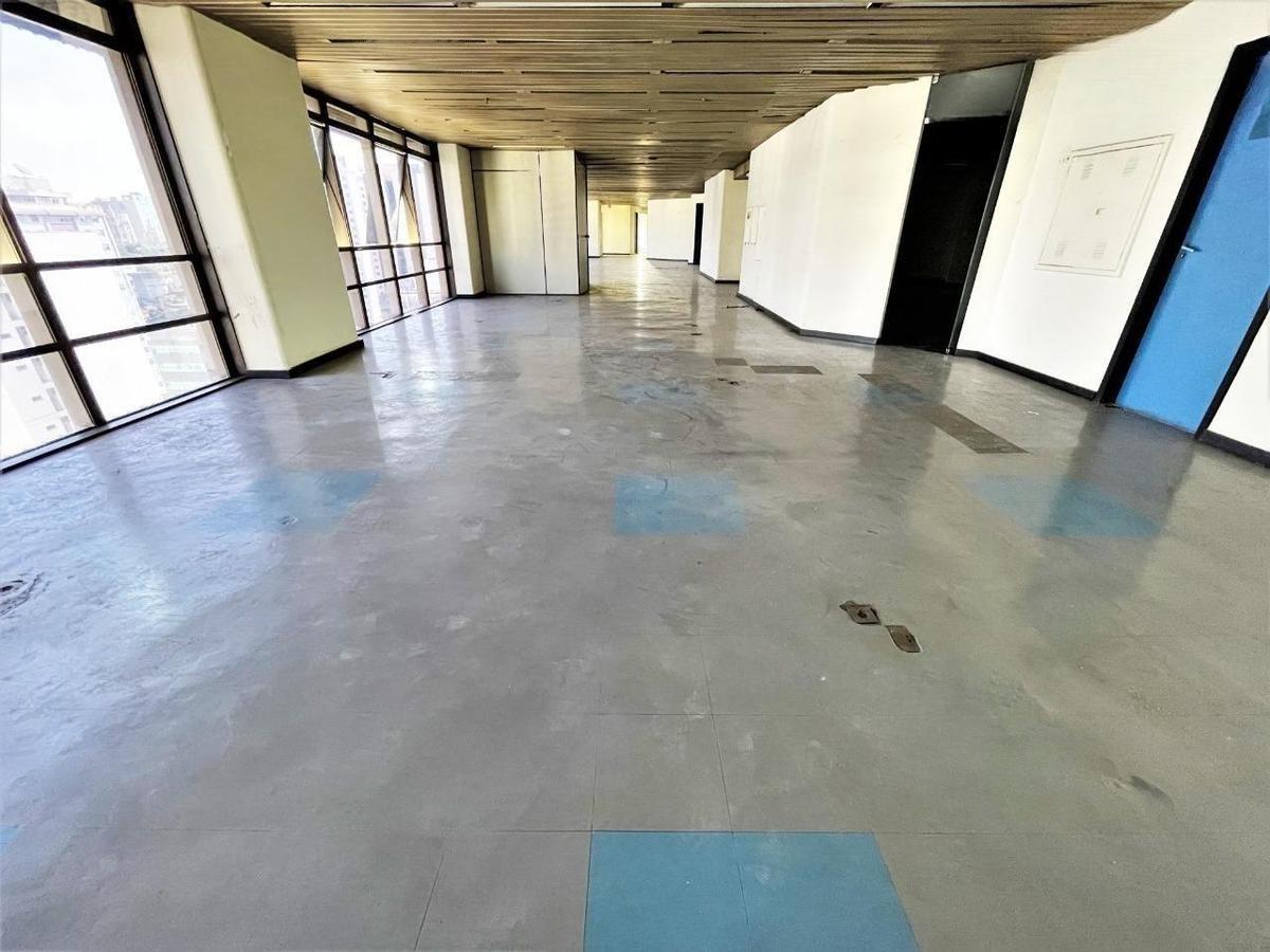 Sala, Centro, 0 Quarto, 10 Vagas