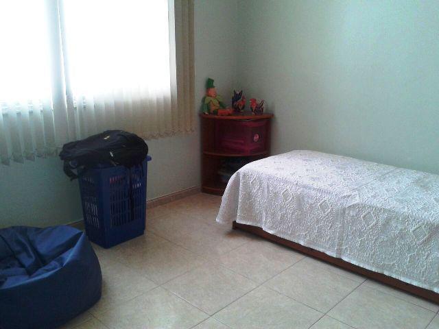 Casa, Castelo, 6 Quartos, 6 Vagas, 2 Suítes