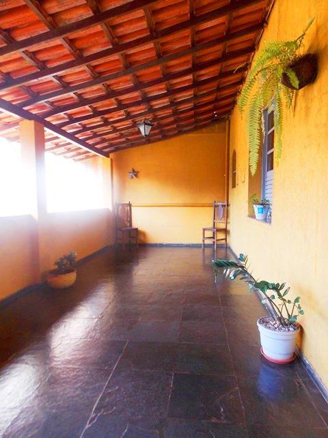 Casa, Nova Suíssa, 3 Quartos, 2 Vagas, 1 Suíte