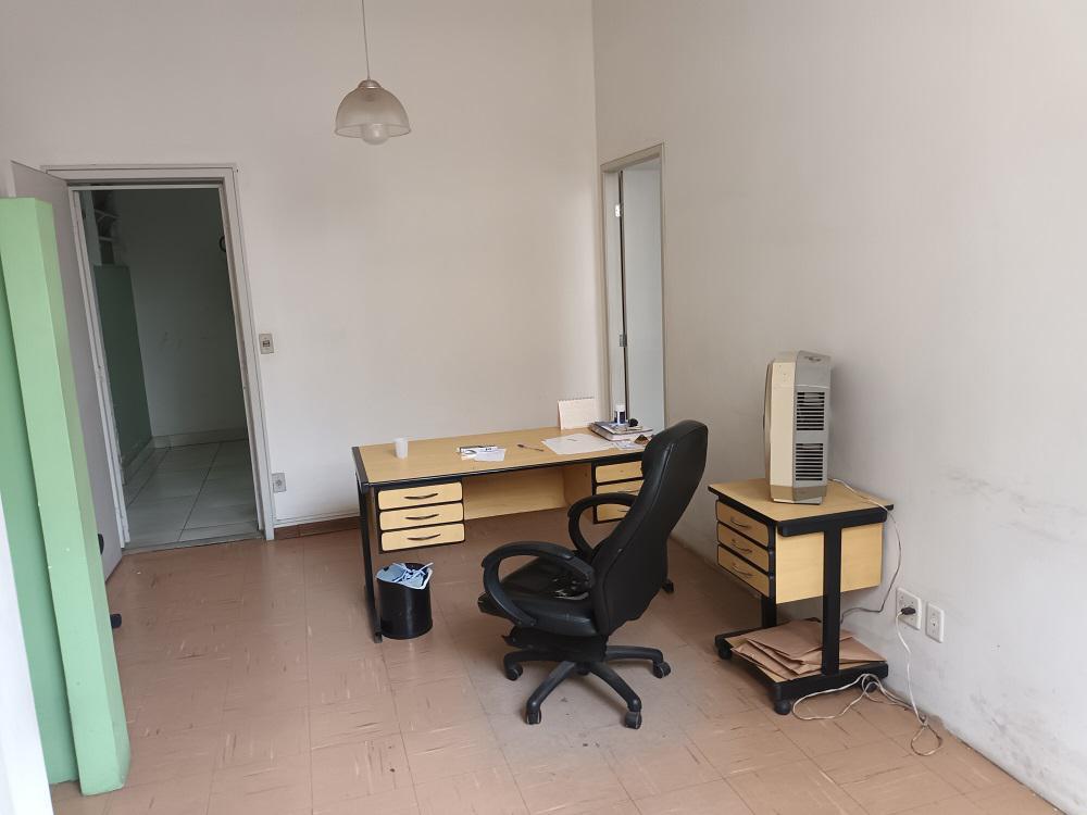 Sala, Barro Preto, 0 Quarto, 0 Vaga