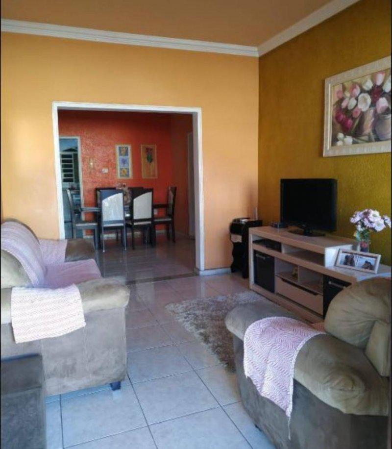 Casa, Serra Azul, 3 Quartos, 2 Vagas, 1 Suíte