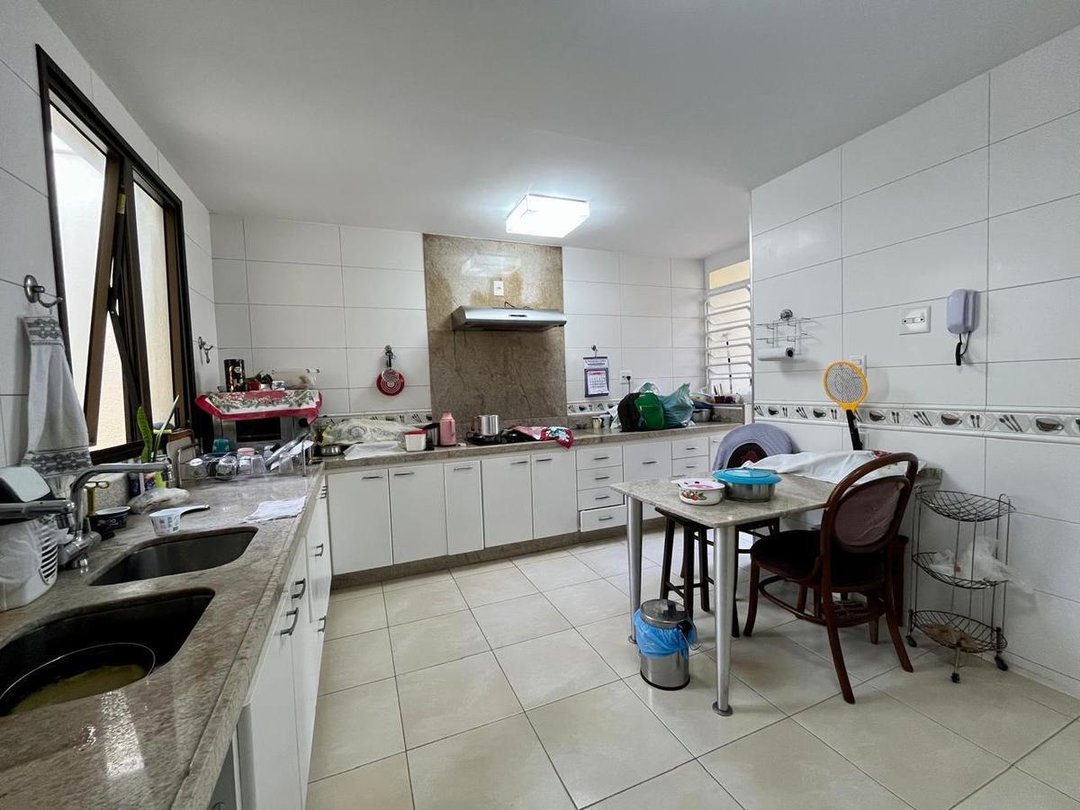 Casa, Anchieta, 4 Quartos, 6 Vagas, 4 Suítes