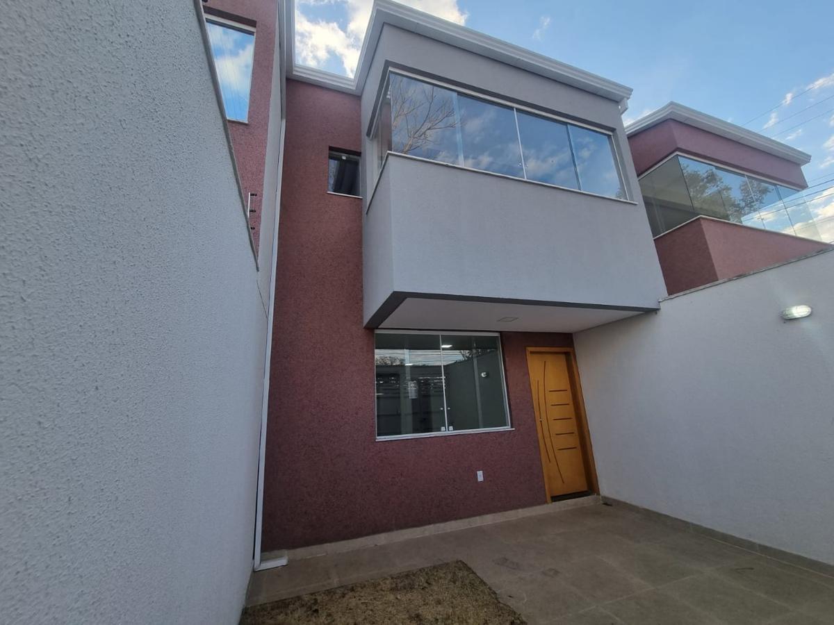 Casa, Itapoã, 3 Quartos, 2 Vagas, 1 Suíte