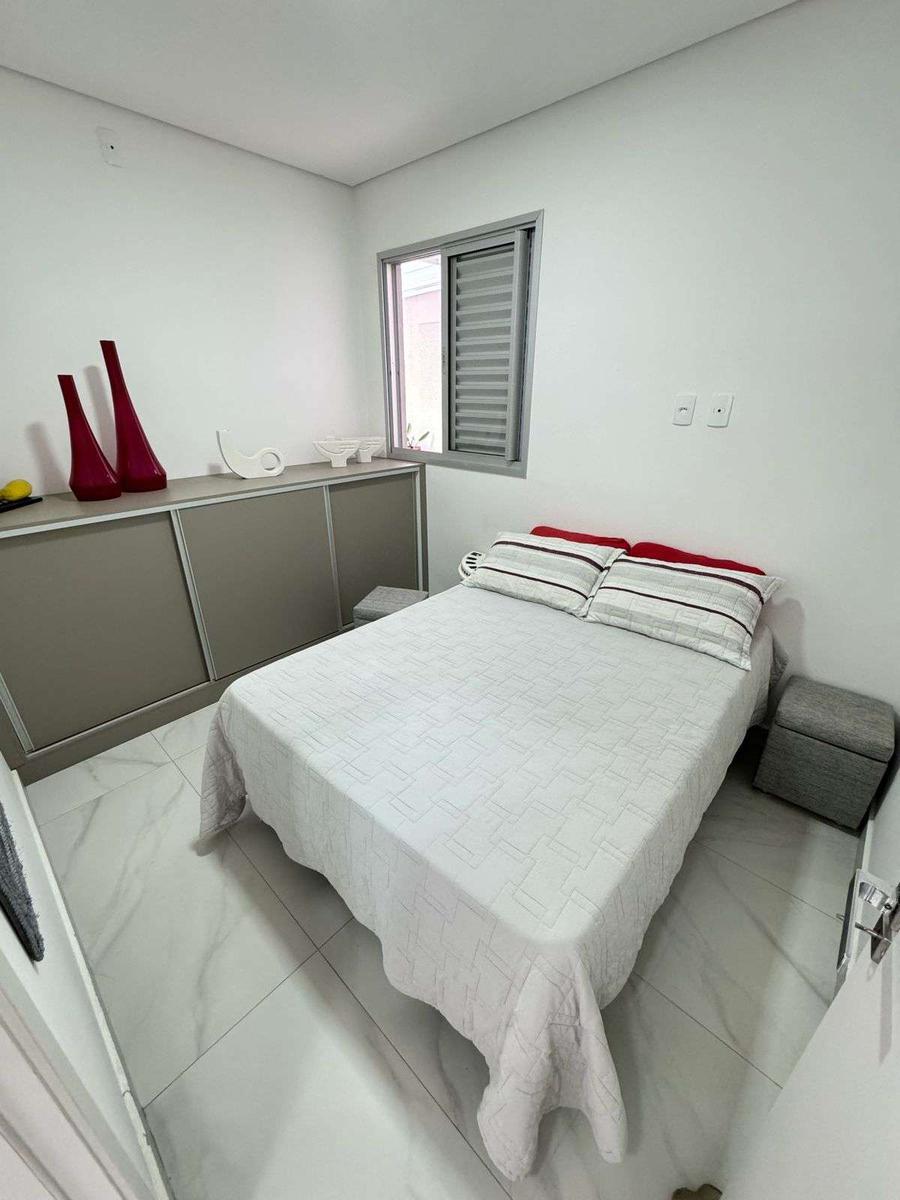 Apartamento, Sagrada Família, 2 Quartos, 2 Vagas, 1 Suíte