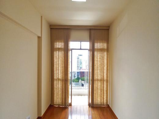 Apartamento, Funcionários, 2 Quartos, 1 Vaga