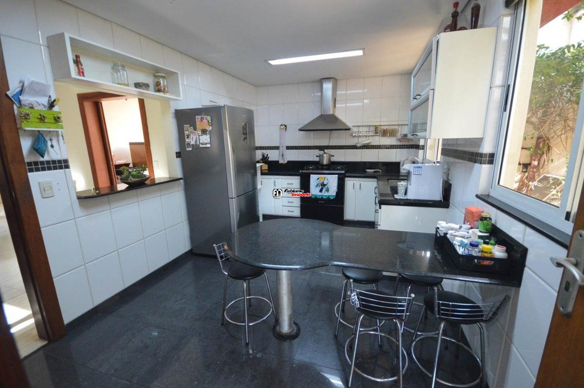 Casa, Paquetá, 5 Quartos, 4 Vagas, 3 Suítes