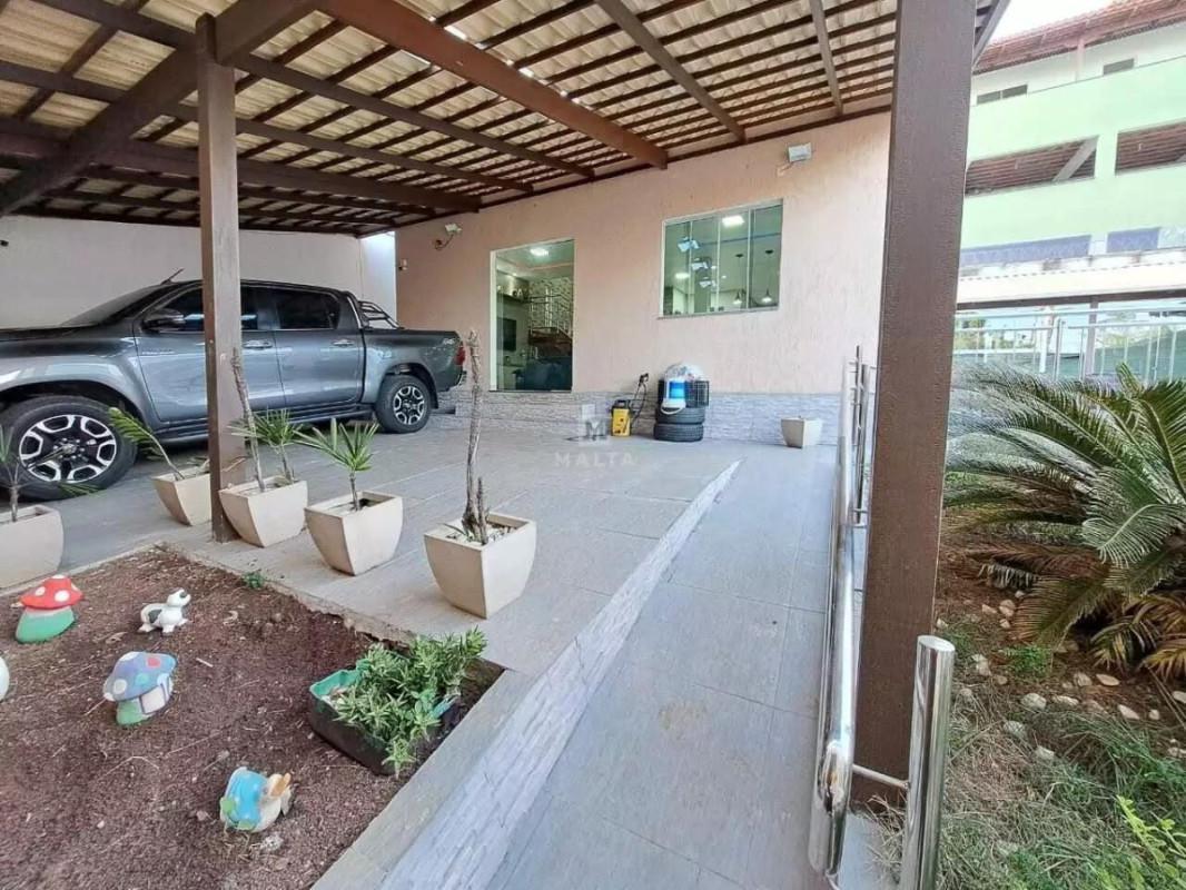 Casa, Tirol, 4 Quartos, 0 Vaga, 1 Suíte