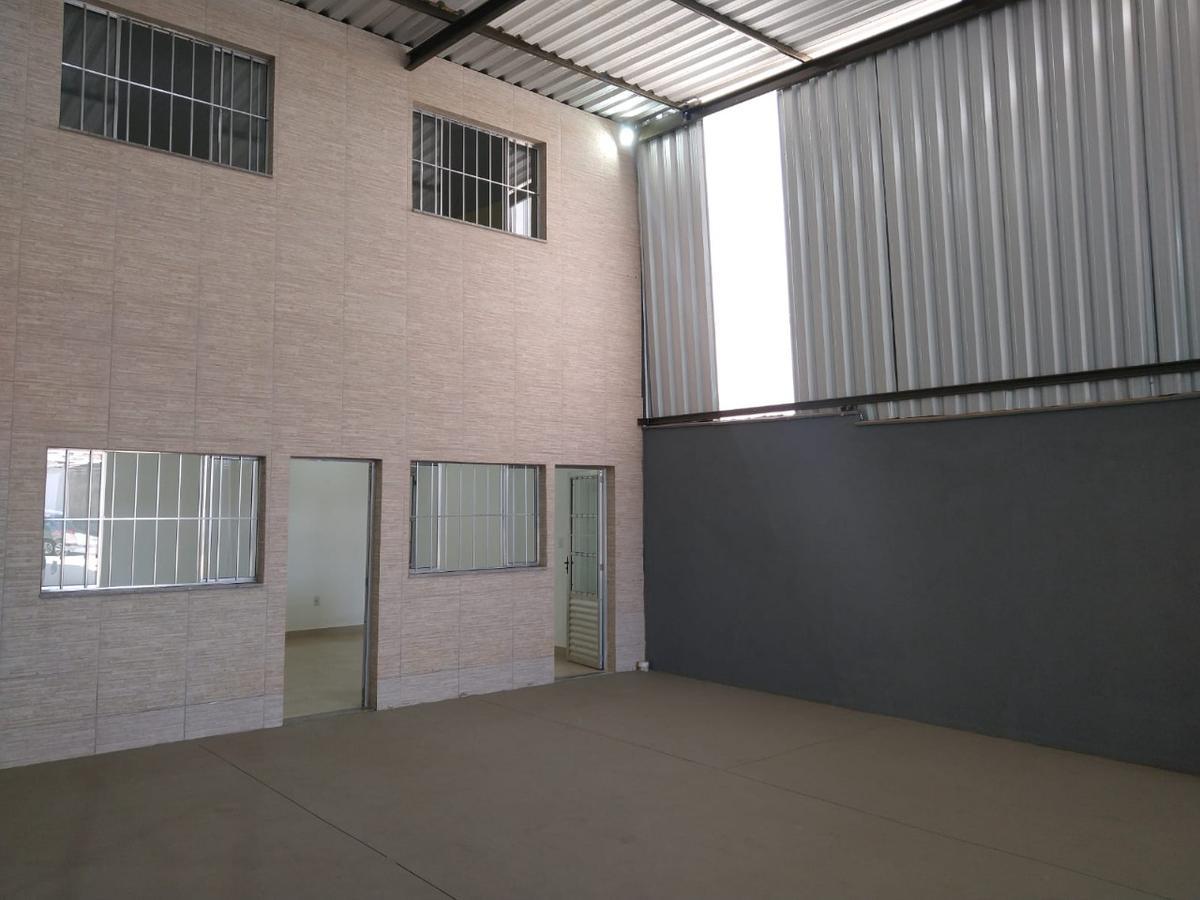 Galpão, Concórdia, 1 Quarto, 10 Vagas