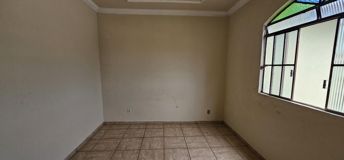 Casa, Milanez, 3 Quartos, 1 Vaga