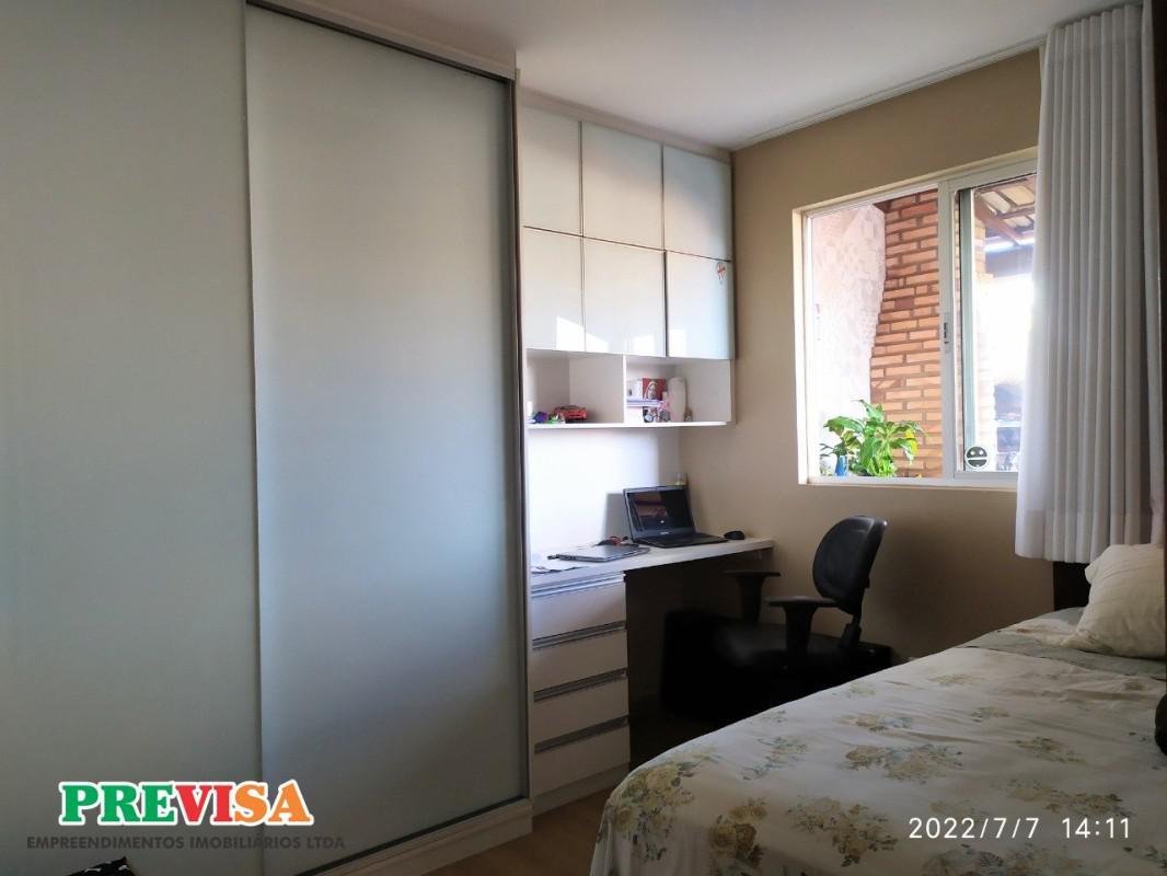Apartamento, Sagrada Família, 3 Quartos, 2 Vagas, 1 Suíte