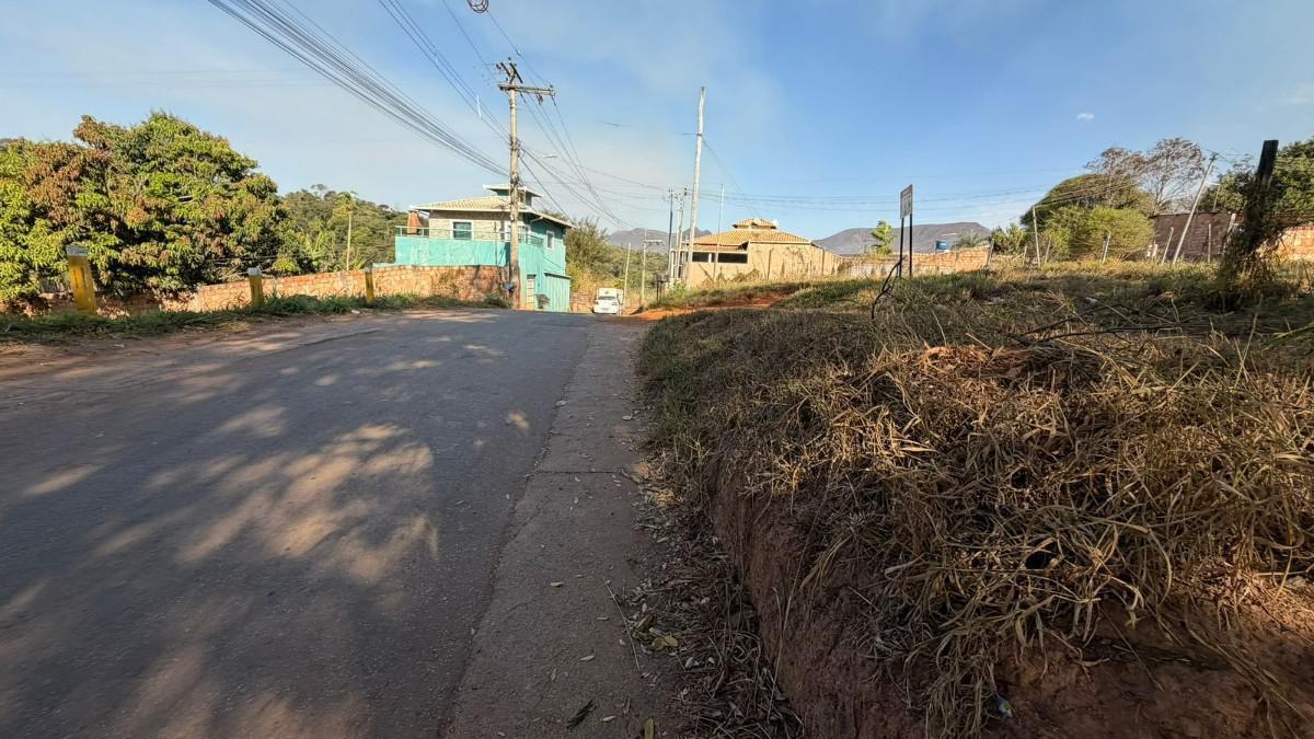 Lote, Centro, 0 Quarto, 0 Vaga