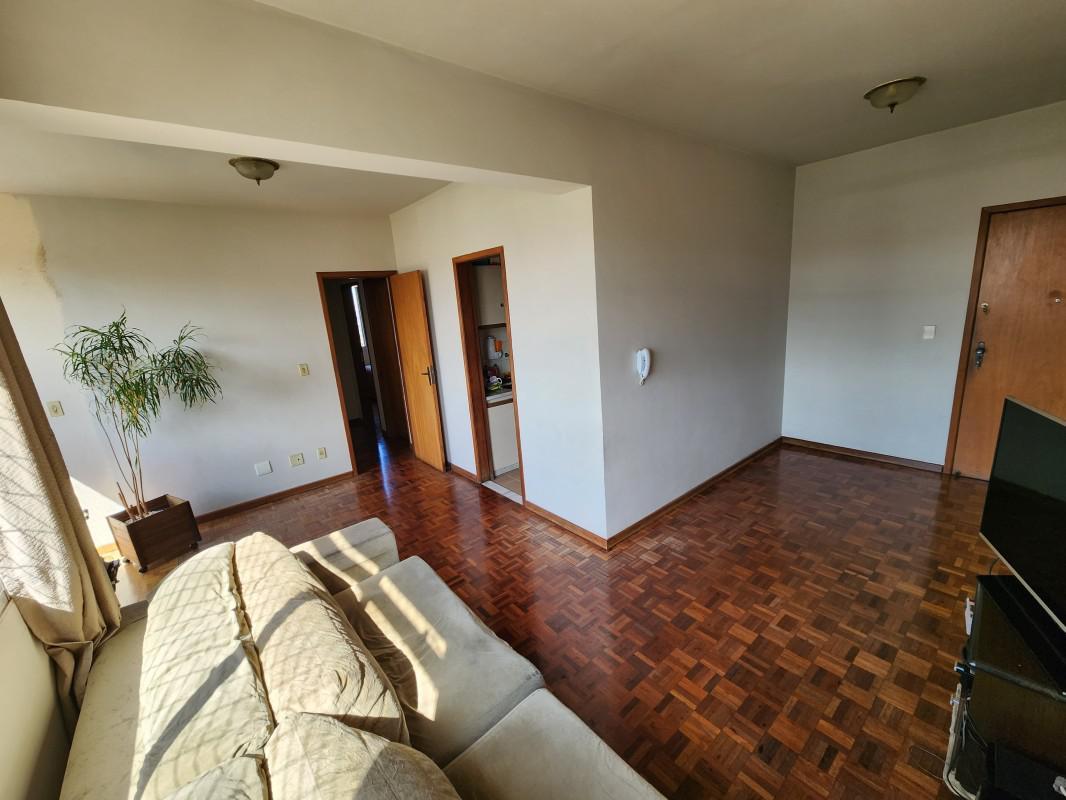 Apartamento, Floresta, 2 Quartos, 1 Vaga