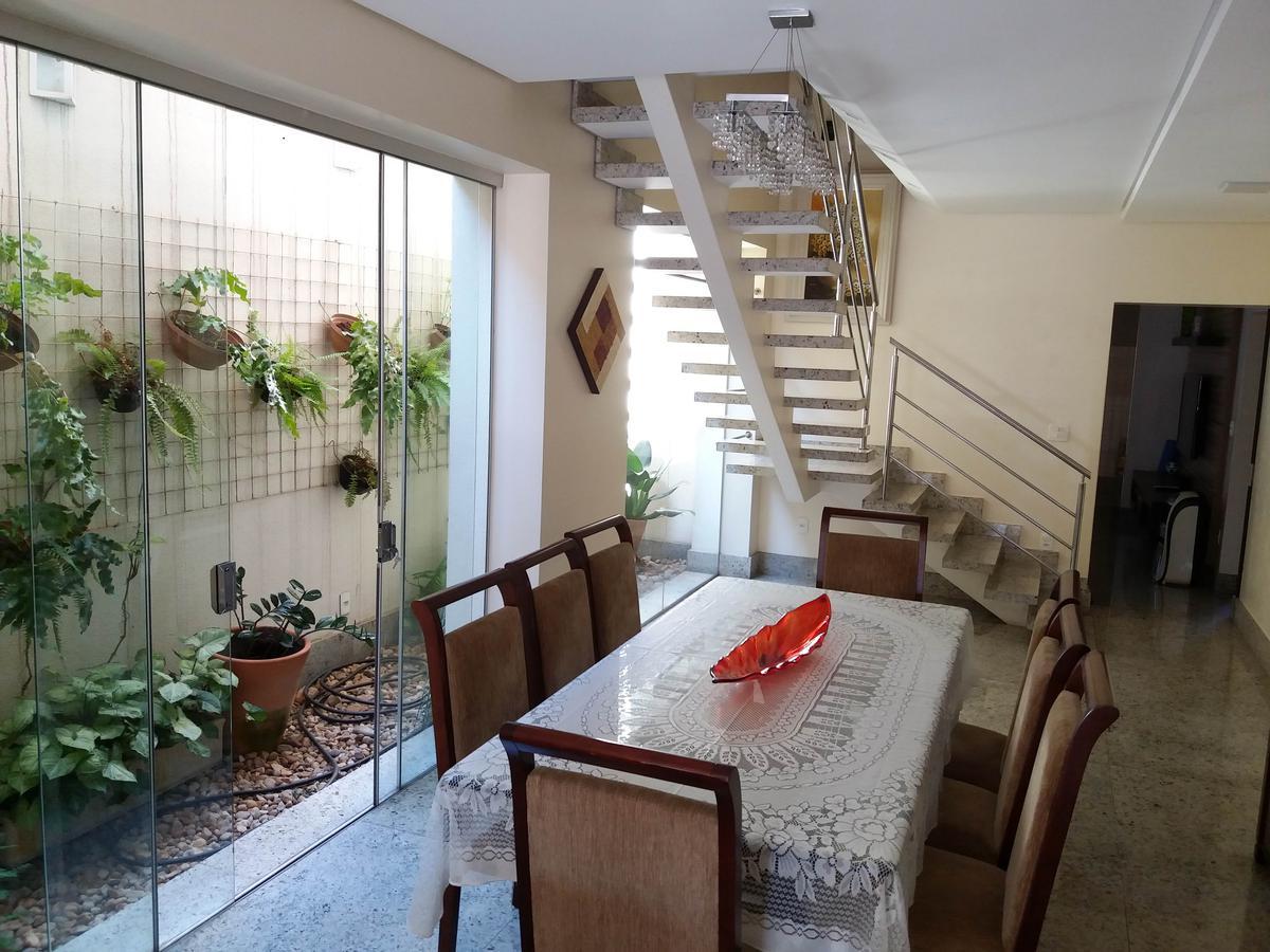 Casa, Colégio Batista, 4 Quartos, 4 Vagas, 2 Suítes