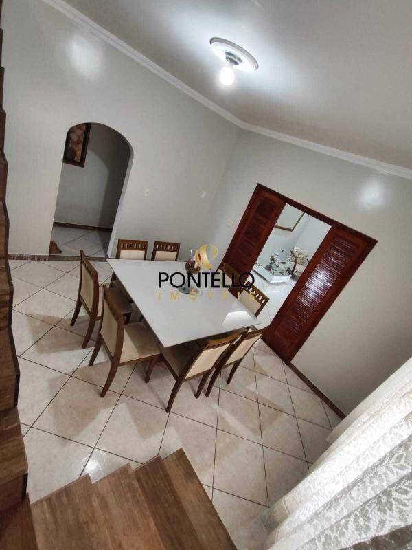 Casa, Planalto, 7 Quartos, 5 Vagas, 3 Suítes