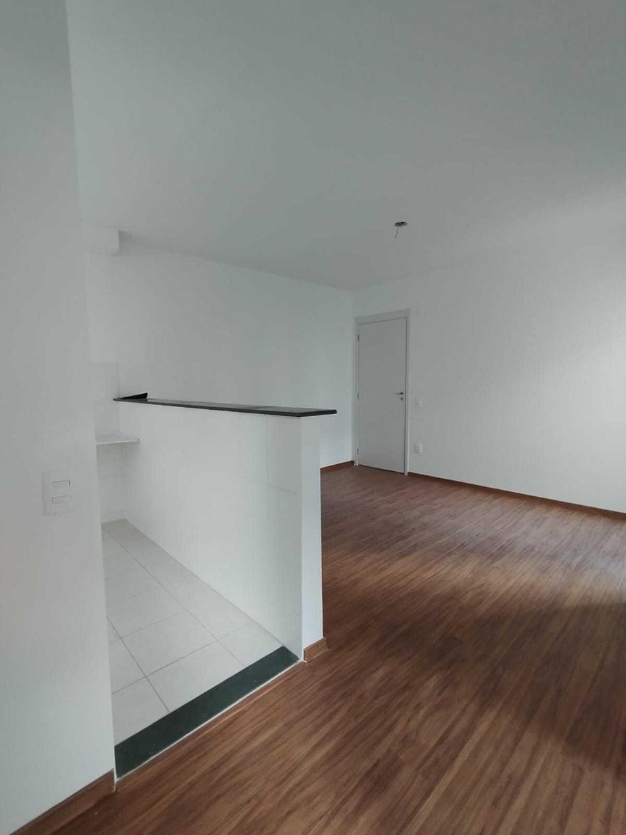 Apartamento, Jardim Vitória, 2 Quartos, 1 Vaga