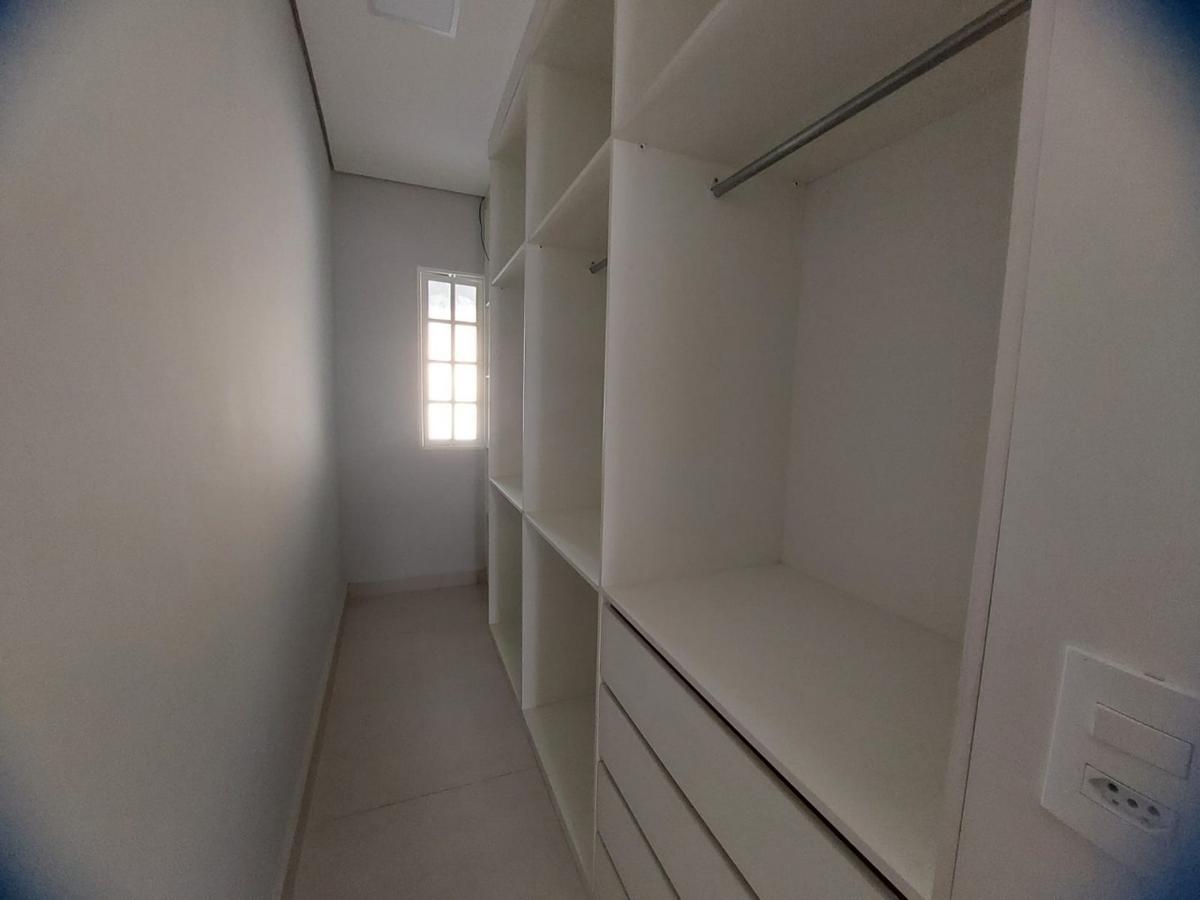 Casa, Bom Pastor, 3 Quartos, 2 Vagas, 1 Suíte