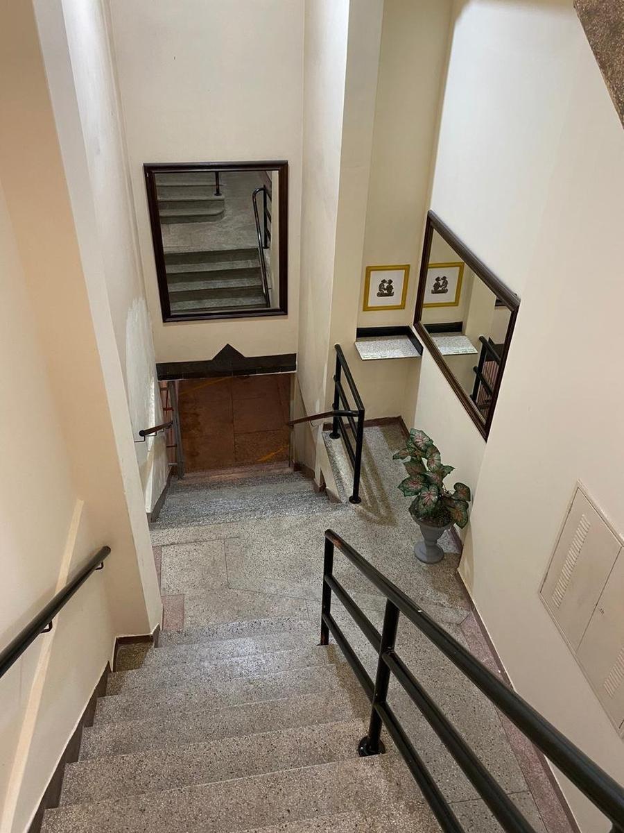 Apartamento, Floresta, 1 Quarto, 0 Vaga