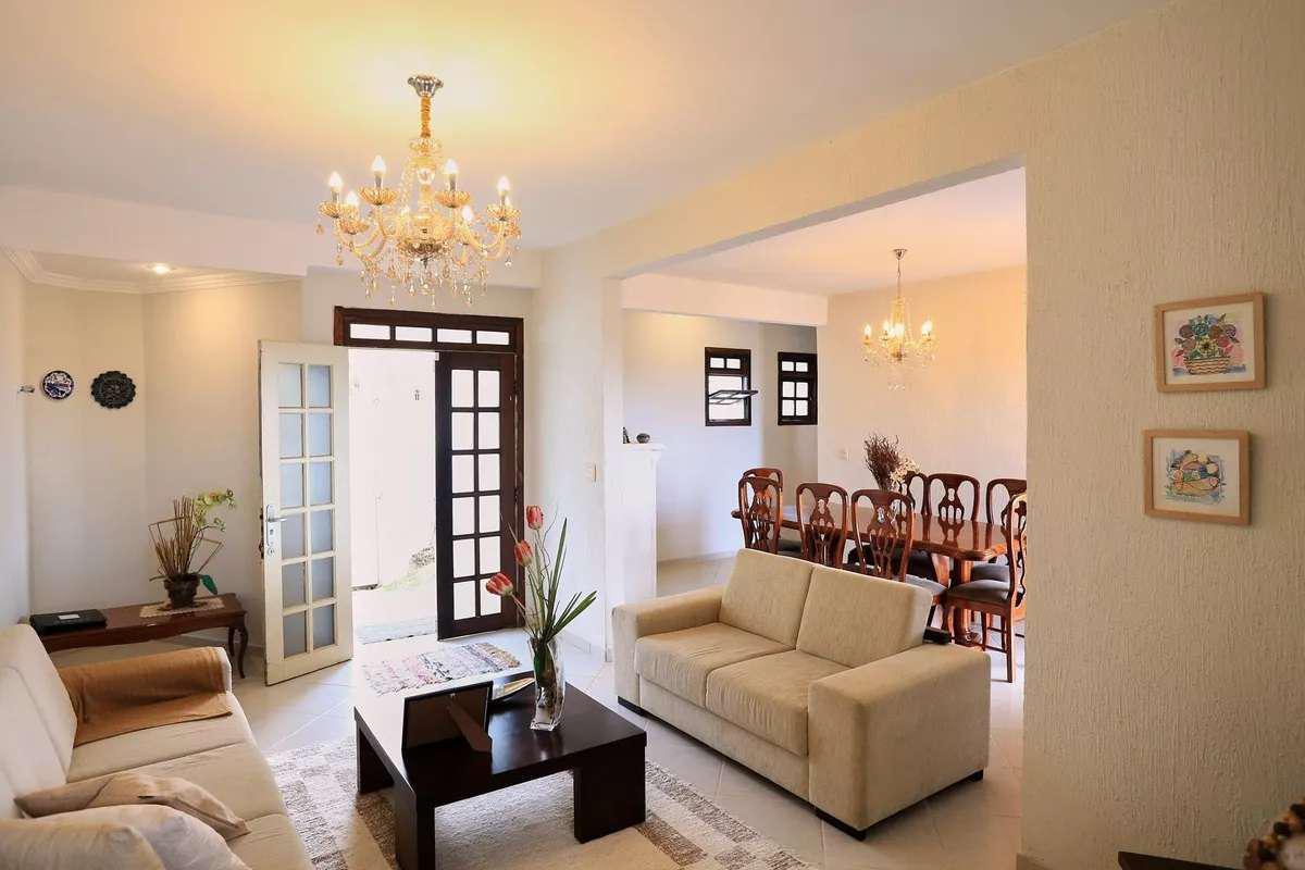 Casa, Mangabeiras, 4 Quartos, 4 Vagas, 1 Suíte