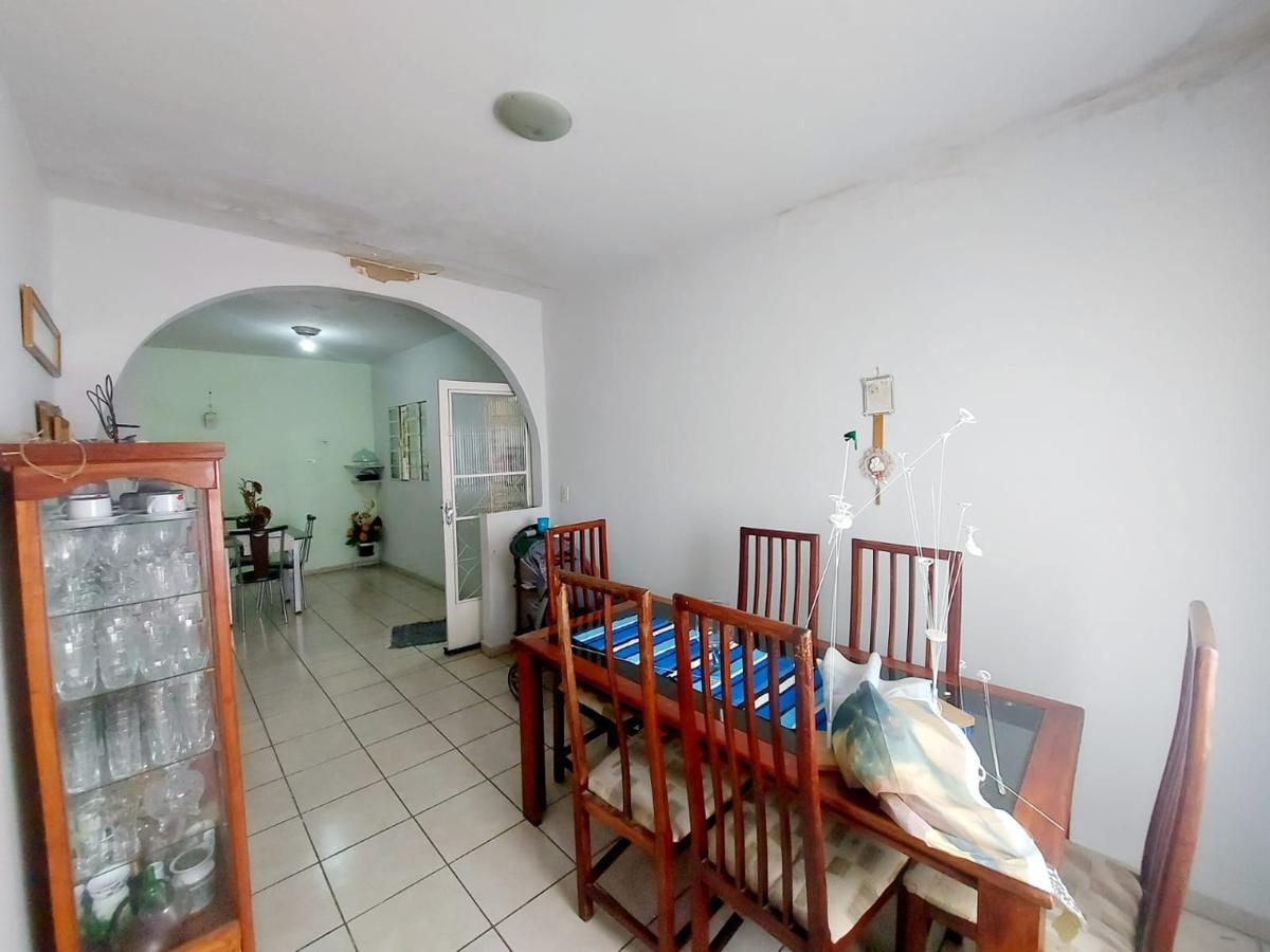 Lote, Jardim Laguna, 2 Quartos, 6 Vagas