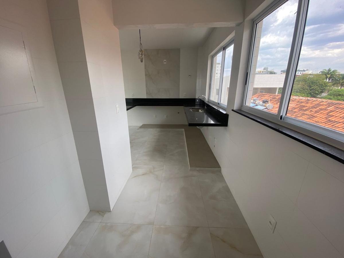 Apartamento, Jaraguá, 4 Quartos, 4 Vagas, 2 Suítes