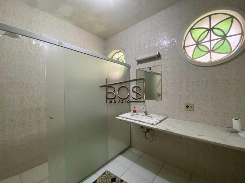 Casa, Sion, 4 Quartos, 6 Vagas, 1 Suíte