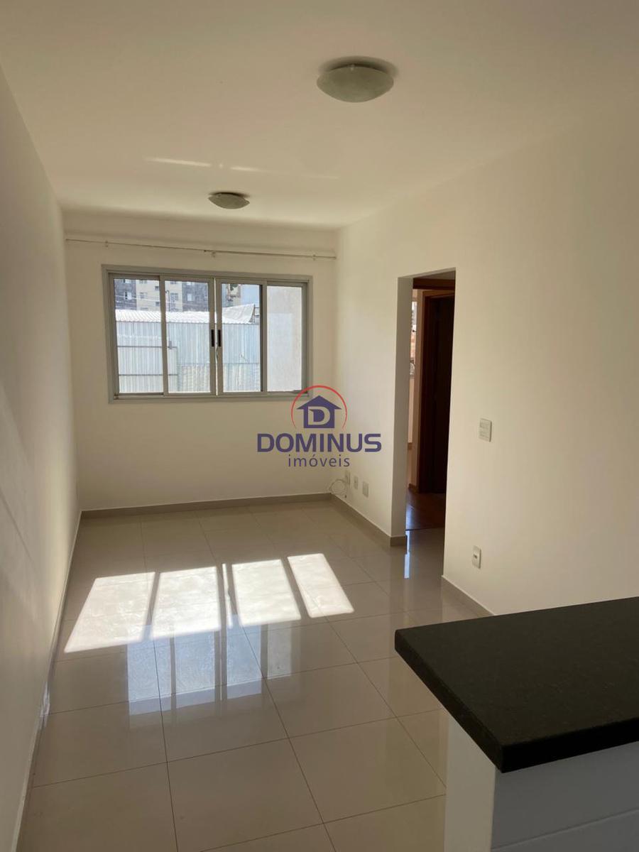 Apartamento, Sagrada Família, 2 Quartos, 2 Vagas, 1 Suíte