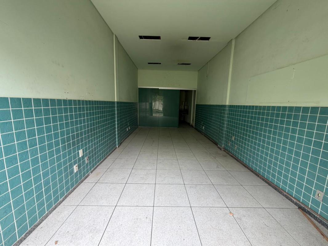 Andar, Santa Branca, 0 Quarto, 0 Vaga