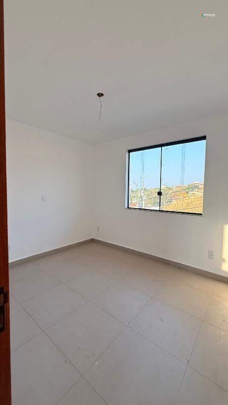 Casa, Novo Centro, 2 Quartos, 1 Vaga