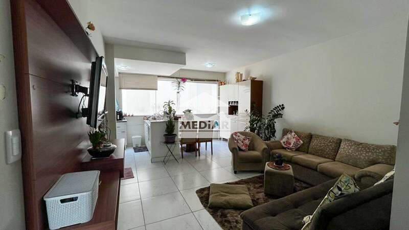 Casa, Santa Efigênia, 3 Quartos, 2 Vagas, 2 Suítes