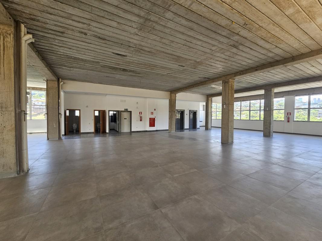 Andar, Estoril, 1 Quarto, 5 Vagas