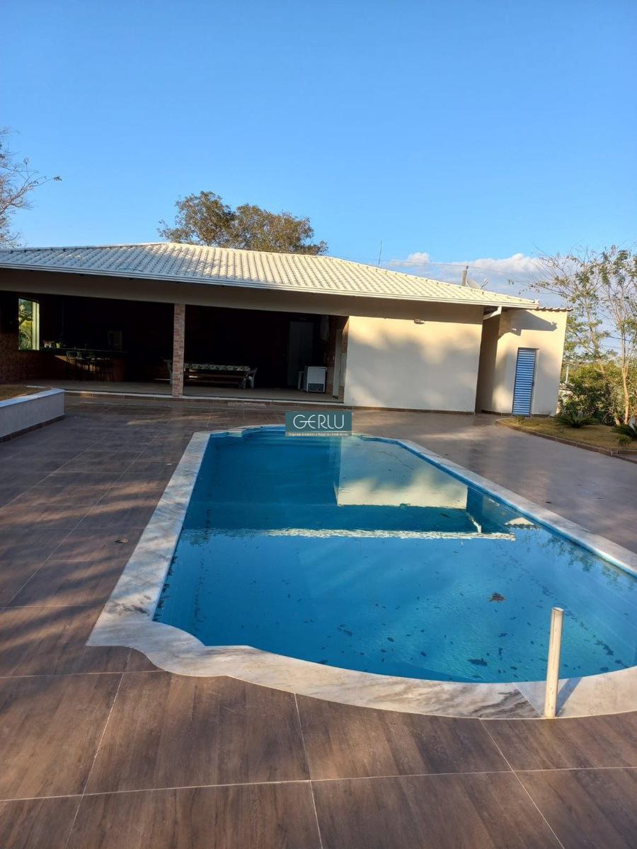 Casa em Condomínio, Gentileza, 2 Quartos, 10 Vagas, 1 Suíte