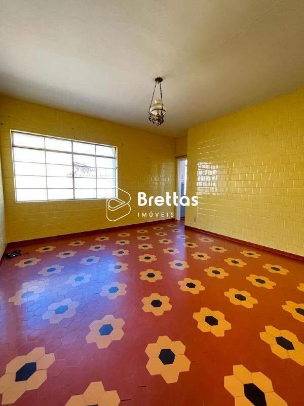 Casa, Centro, 4 Quartos, 3 Vagas, 2 Suítes
