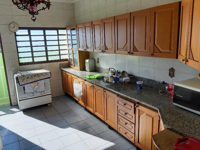 Casa, Saramenha, 5 Quartos, 2 Vagas, 2 Suítes