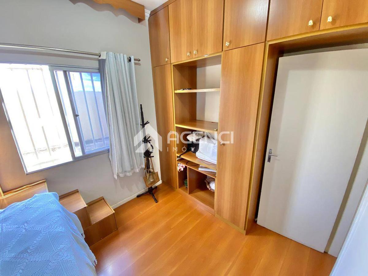 Apartamento, Camargos, 2 Quartos, 0 Vaga, 0 Suíte