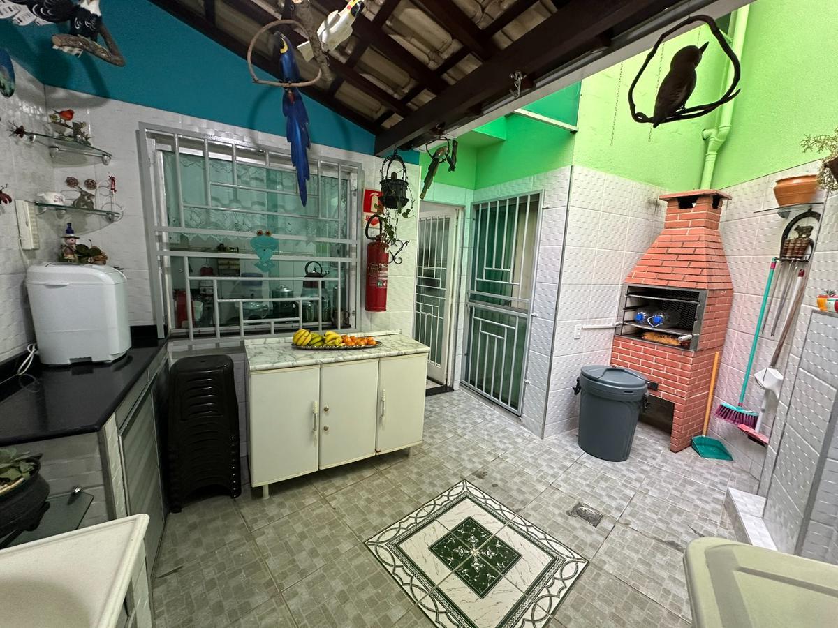 Casa, Heliópolis, 5 Quartos, 1 Vaga, 1 Suíte