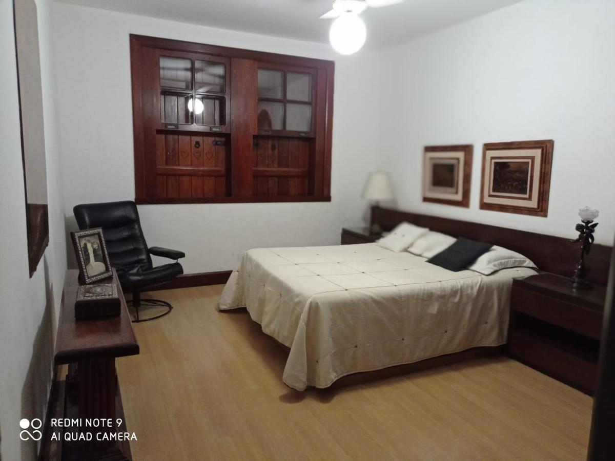 Casa em Condomínio, Braúnas, 5 Quartos, 6 Vagas, 5 Suítes