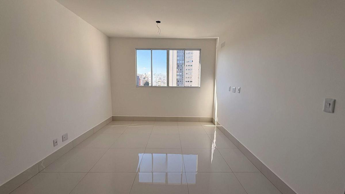 Apartamento, Vila Paris, 2 Quartos, 2 Vagas, 1 Suíte