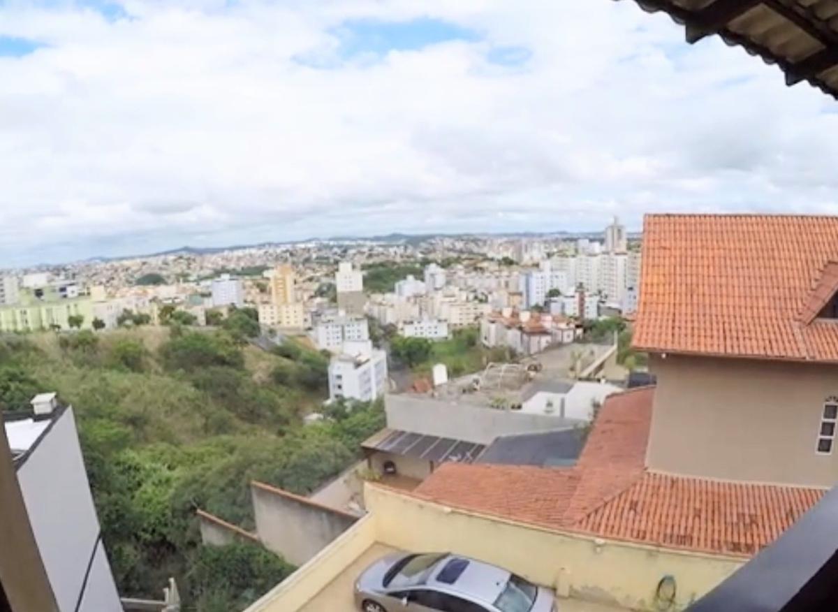 Casa, Manacás, 3 Quartos, 10 Vagas, 1 Suíte