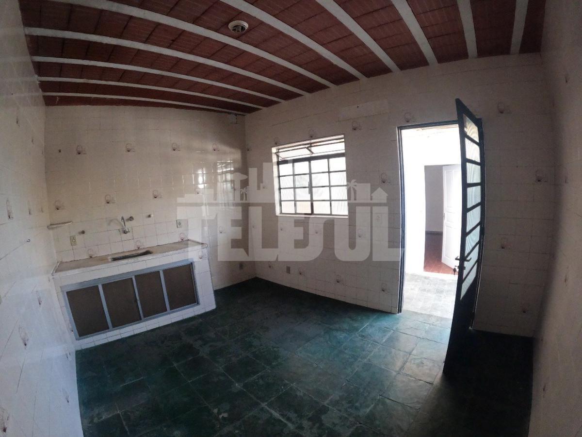 Casa, Centro, 2 Quartos, 1 Vaga