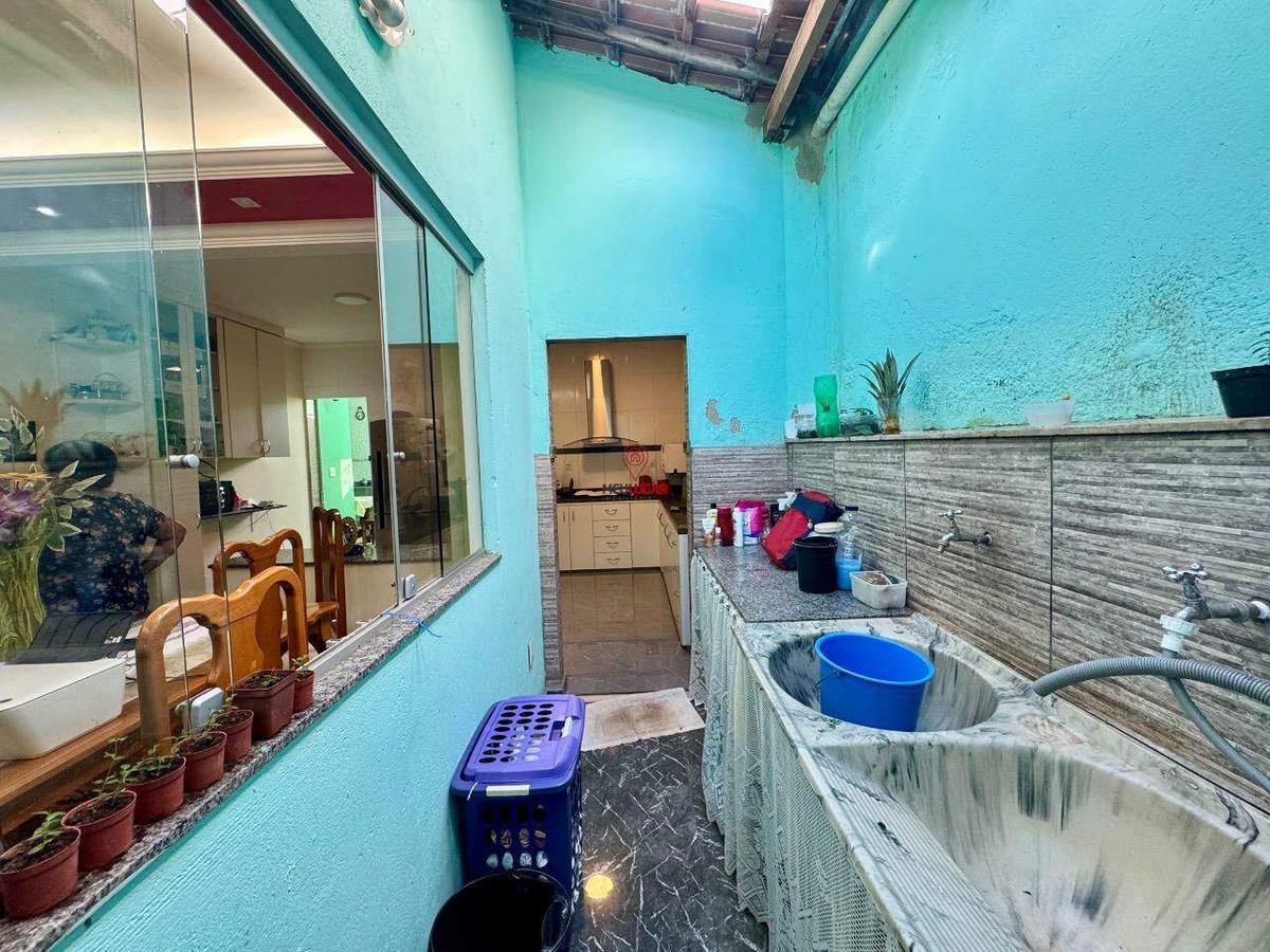 Casa, Diamante, 3 Quartos, 2 Vagas, 1 Suíte